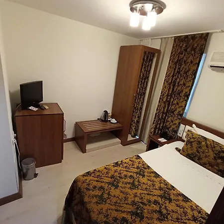 The Corner Park 3* Antalya